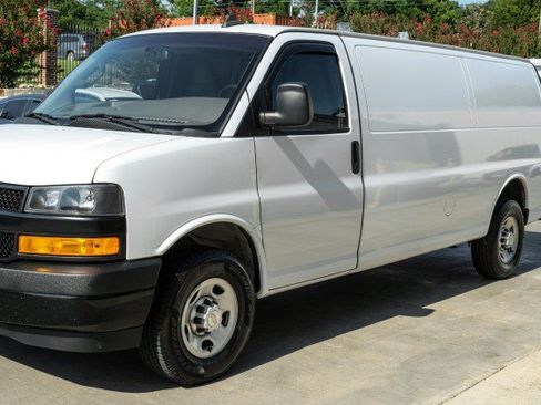 Used 2022 Chevrolet Express 2500 Extended w/ Driver Convenience Package RWD image 45