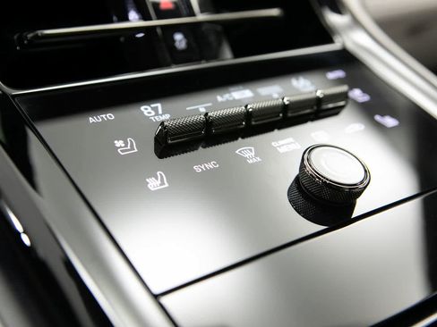 Certified 2025 Porsche Panamera Turbo image 29