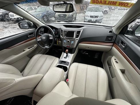 Used 2013 Subaru Outback 3.6R Limited image 6