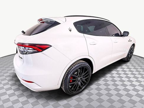 Used 2022 Maserati Levante GT image 8