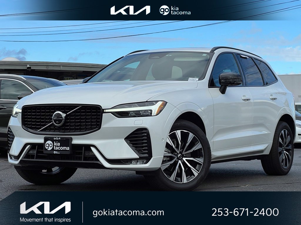 Used 2023 Volvo XC60 B5 Plus AWD/4WD image 1
