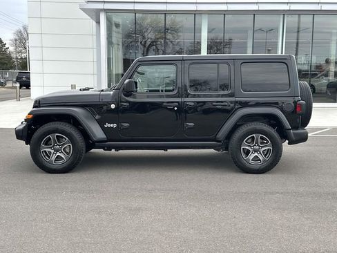 Used 2019 Jeep Wrangler Unlimited Sport S AWD/4WD image 8