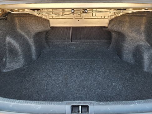 Used 2017 Toyota Camry SE image 31