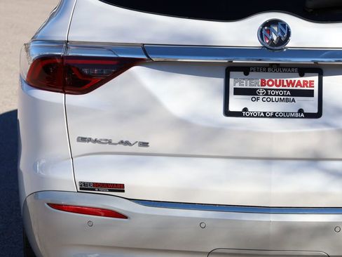 Used 2023 Buick Enclave Essence w/ Experience Buick Package image 19