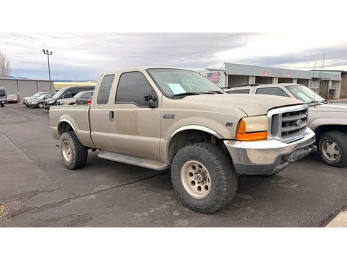 Used 2000 Ford F250 4x4 SuperCab Super Duty image 2
