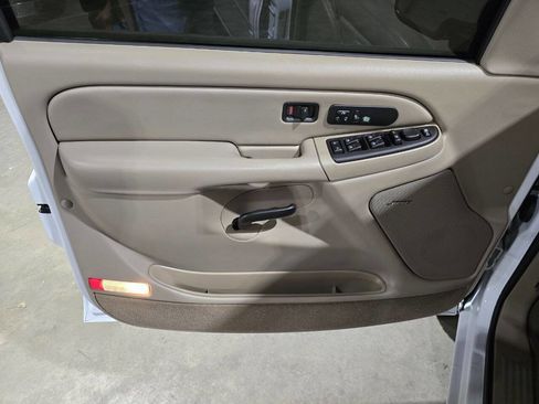 Used 2005 Chevrolet Silverado 1500 4x4 Crew Cab w/ Safe And Sound Package image 57