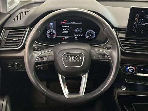 Used 2023 Audi Q5 2.0T Premium Plus w/ Premium Plus Package AWD/4WD image 18