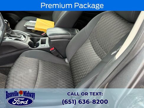 Used 2018 Nissan Rogue SV w/ Premium Package AWD/4WD image 6