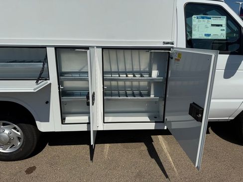 New 2026 Ford E-350 and Econoline 350 Super Duty w/ Power Equipment Group RWD image 37