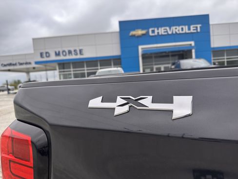 Used 2025 GMC Sierra 1500 SLT image 12