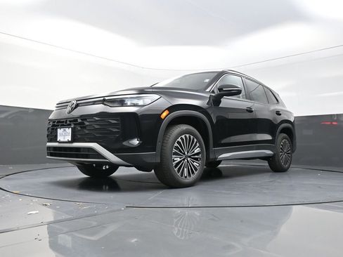 New 2026 Volkswagen Tiguan S AWD/4WD image 23