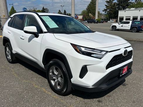 Certified 2024 Toyota RAV4 XLE w/ Convenience Package AWD/4WD image 3