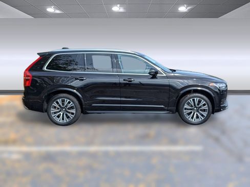 Used 2020 Volvo XC90 T5 Momentum w/ Protection Package Premier image 8