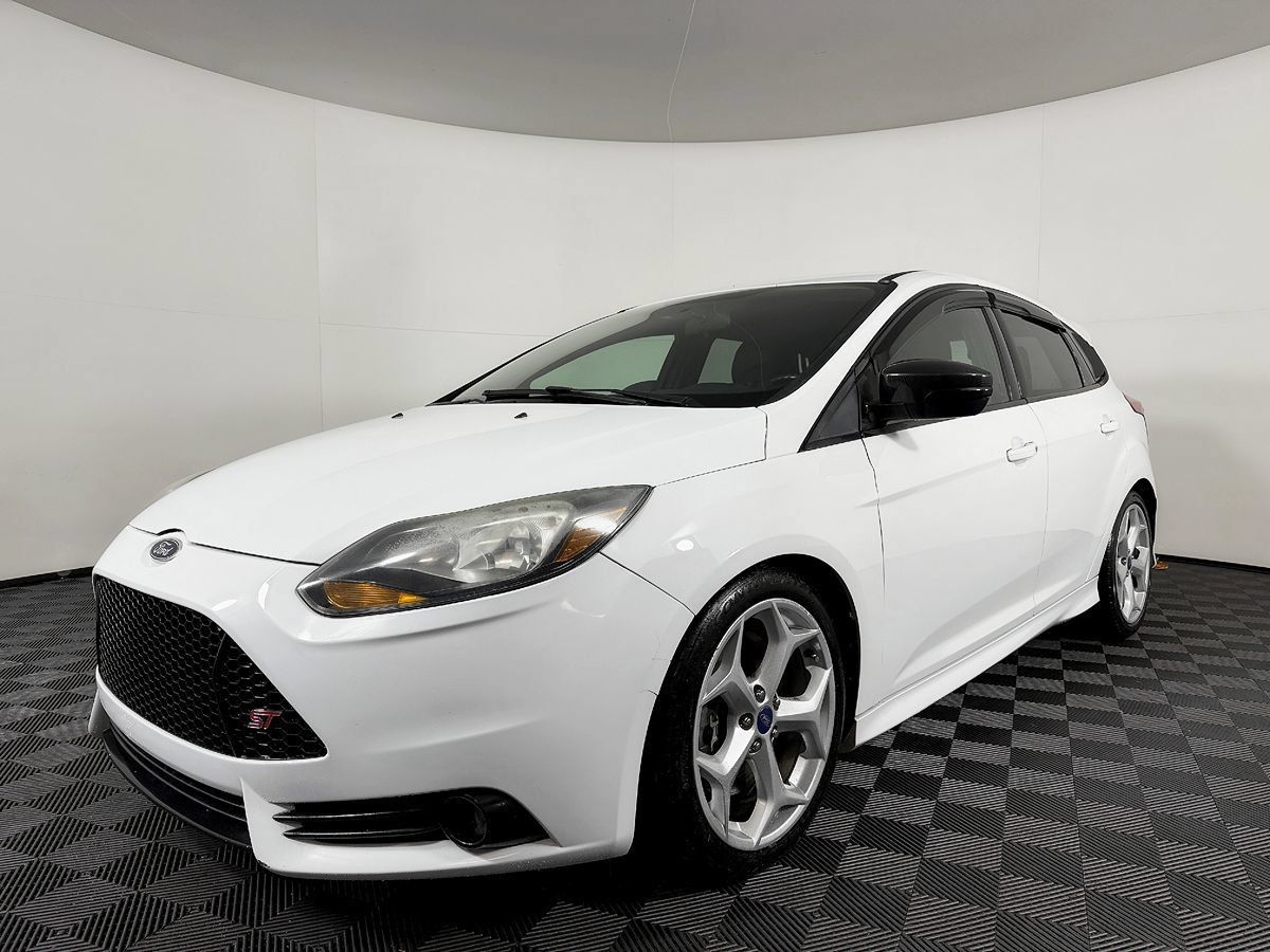 Used 2014 Ford Focus ST FWD image 2