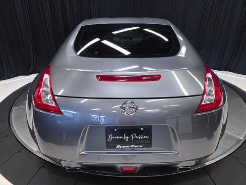 Used 2014 Nissan 370Z Coupe RWD image 36