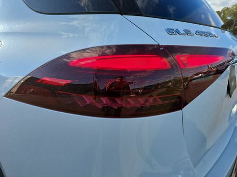 Used 2024 Mercedes-Benz GLE 450e GLE 450e image 39