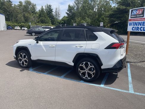 Used 2021 Toyota RAV4 XSE w/ Weather Package AWD/4WD image 3