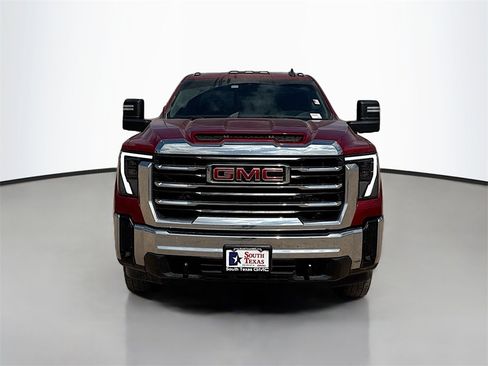 Used 2024 GMC Sierra 3500 SLE w/ SLE Value Package image 2