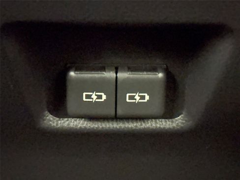 Certified 2022 Toyota RAV4 XLE image 49