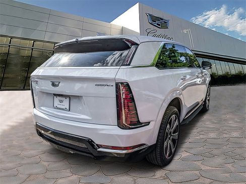 New 2026 Cadillac Escalade IQ Luxury 2 image 5