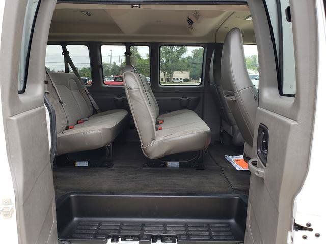 Used 2016 Chevrolet Express 2500 LS RWD image 12