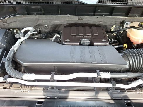 Used 2022 Chevrolet Silverado 1500 LT image 28