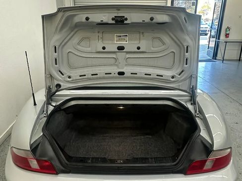 Used 2000 BMW Z3 2.5i image 52