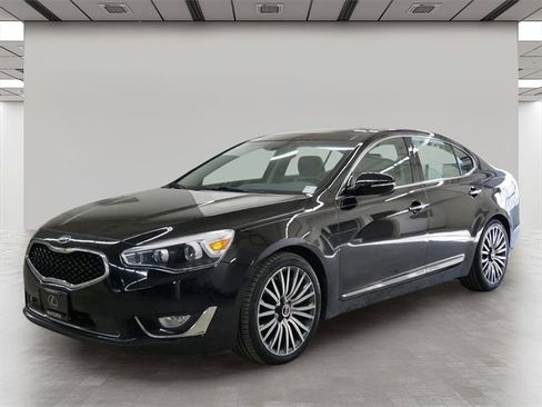 Used 2014 Kia Cadenza Premium w/ Technology Package image 2