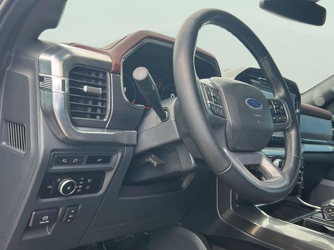 Used 2023 Ford F150 Lariat AWD/4WD image 12