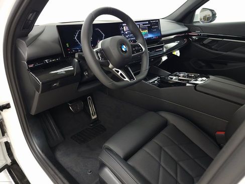 New 2026 BMW 530i xDrive w/ M Sport Package image 14
