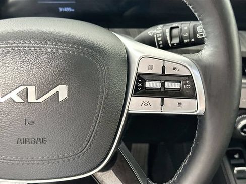 Used 2023 Kia Telluride EX w/ EX Captain's Chair Package AWD/4WD image 24