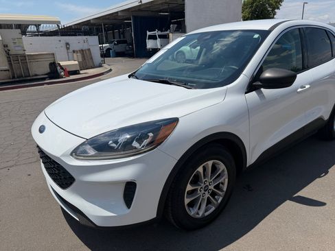 Used 2022 Ford Escape SE FWD image 10
