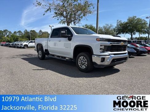 Used 2025 Chevrolet Silverado 2500 LT w/ Convenience Package image 1