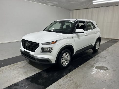 Used 2021 Hyundai Venue SE FWD image 5