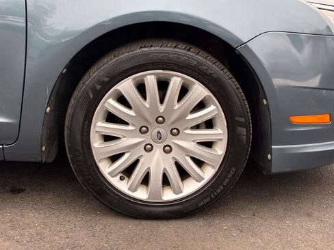 Used 2012 Ford Fusion Hybrid image 46