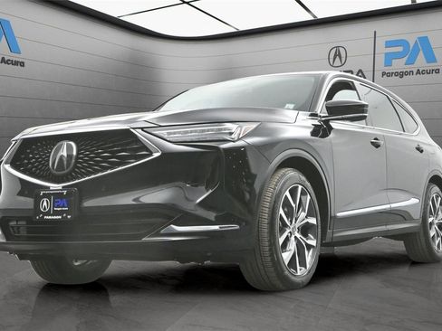 Used 2023 Acura MDX SH-AWD w/ Technology Package image 31