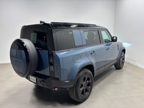Used 2026 Land Rover Defender 110 S AWD/4WD image 6