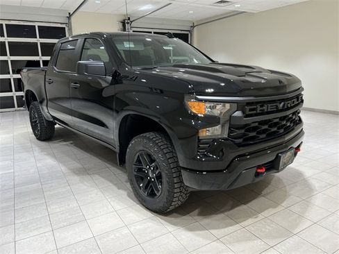 New 2026 Chevrolet Silverado 1500 Custom Trail Boss w/ LPO, Dark Essentials Package image 7