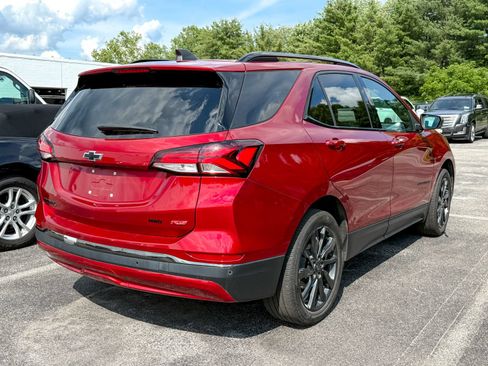 Used 2022 Chevrolet Equinox RS AWD/4WD image 12