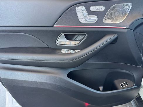 Certified 2024 Mercedes-Benz GLS 450 4MATIC image 15