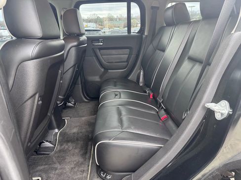 Used 2007 HUMMER H3 Luxury image 27