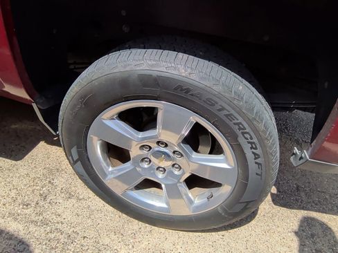 Used 2018 Chevrolet Silverado 1500 LT w/ Texas Edition RWD image 10