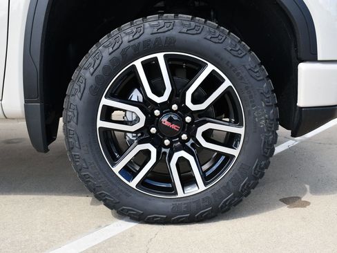 New 2026 GMC Sierra 1500 AT4 image 6