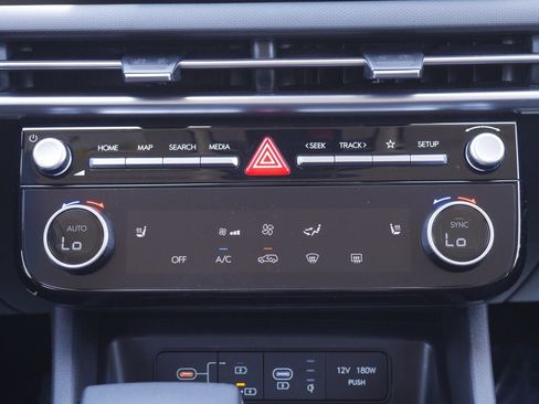 Used 2025 Hyundai Tucson SEL FWD image 32