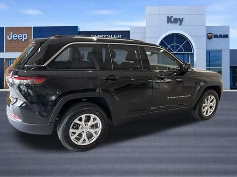 Used 2022 Jeep Grand Cherokee Limited AWD/4WD image 8