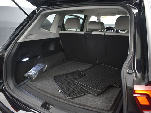 Used 2023 Volkswagen Tiguan S image 14