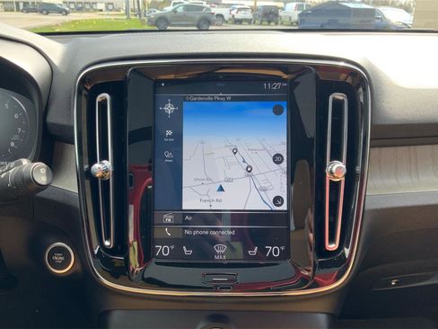 Used 2020 Volvo XC40 T5 Inscription image 32