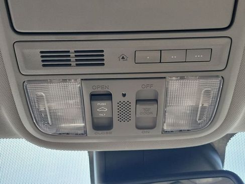 Used 2014 Honda Odyssey EX-L image 25