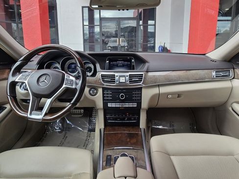 Used 2016 Mercedes-Benz E 350 Sedan image 23