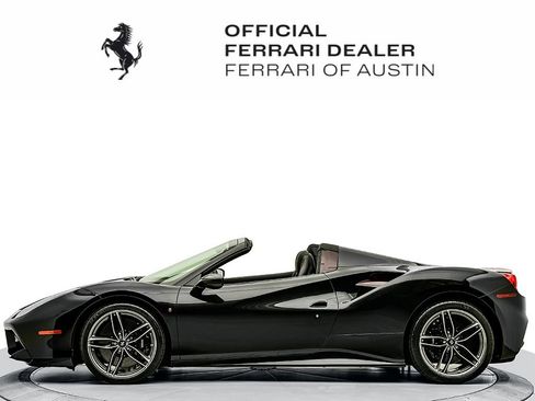 Used 2019 Ferrari 488 Spider RWD image 5
